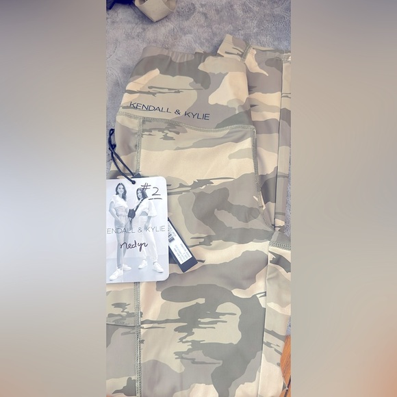 Kendall & Kylie NWT Camouflage Leggings, MSRP $68 - Picture 2 of 5